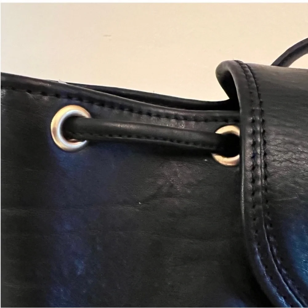 💚 Zona New York leather Black travel bag backpack🩷💚🩷